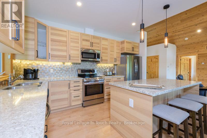 149 John Buchler Road, Georgian Bay, Ontario  L0K 1S0 - Photo 8 - X13002054