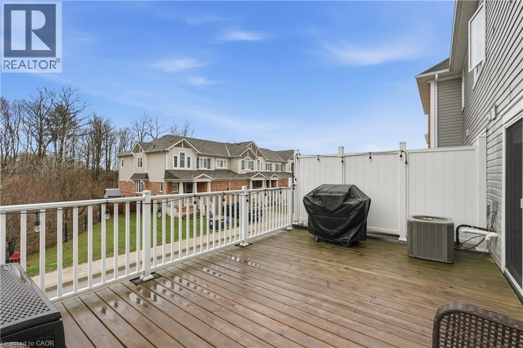 230 Avonsyde Boulevard Unit# 15, Waterdown, Ontario  L8B 1T9 - Photo 29 - 40821101