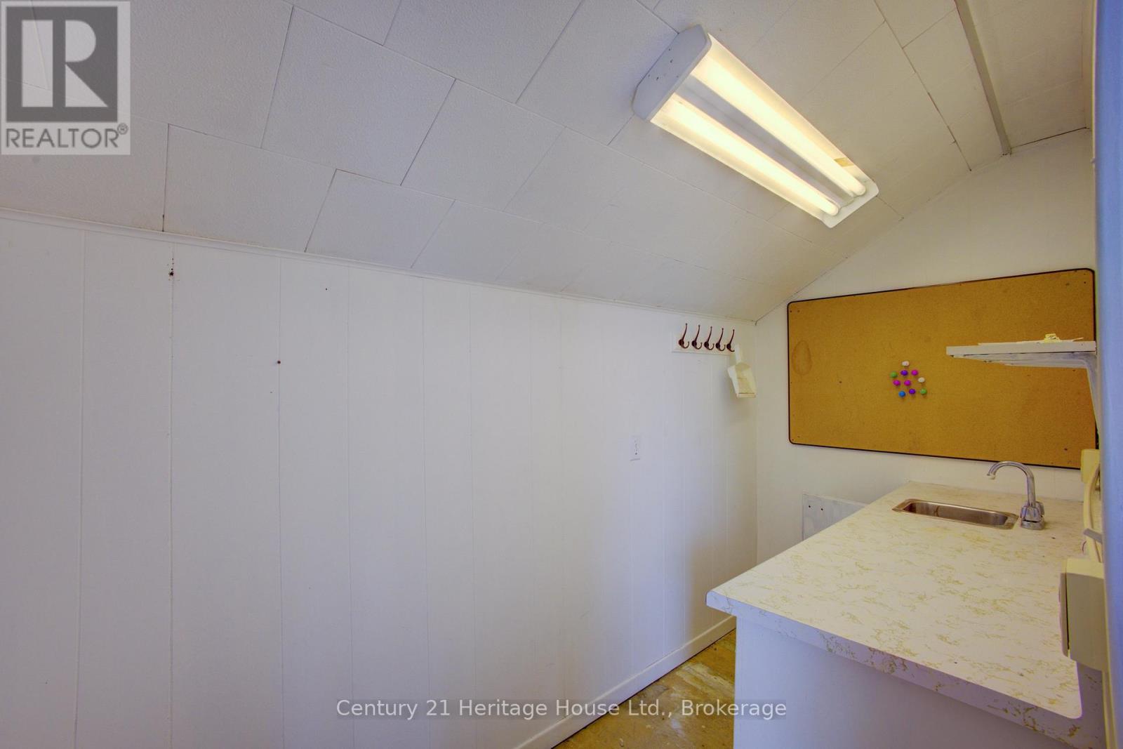 150 Mill Street, West Grey, Ontario  N0G 1R0 - Photo 10 - X13003596