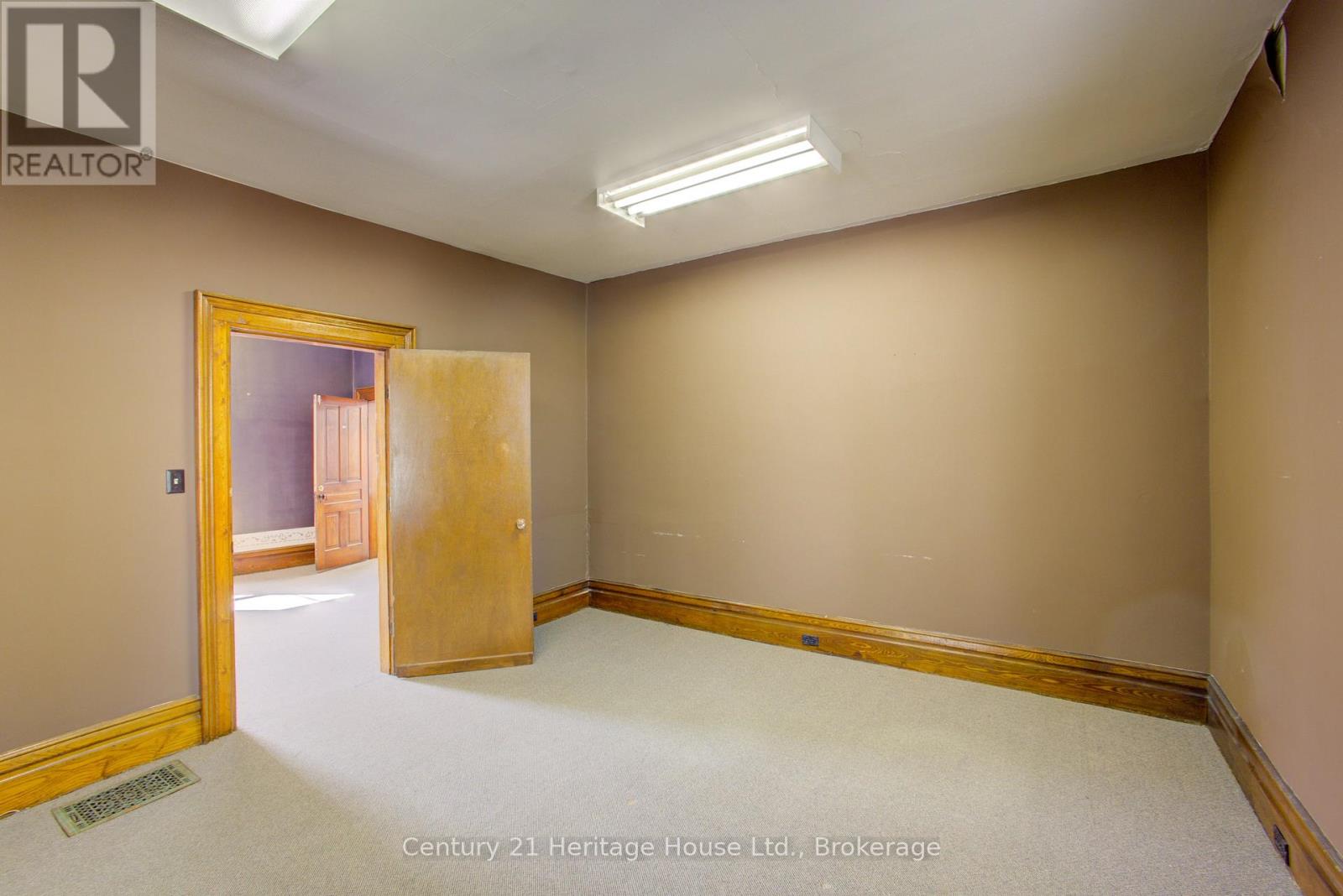 150 Mill Street, West Grey, Ontario  N0G 1R0 - Photo 8 - X13003596