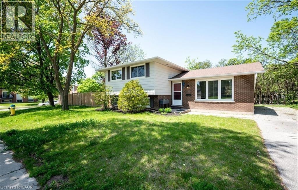 152 Macgregor Crescent, Waterloo, Ontario  N2J 3W9 - Photo 3 - 40821229