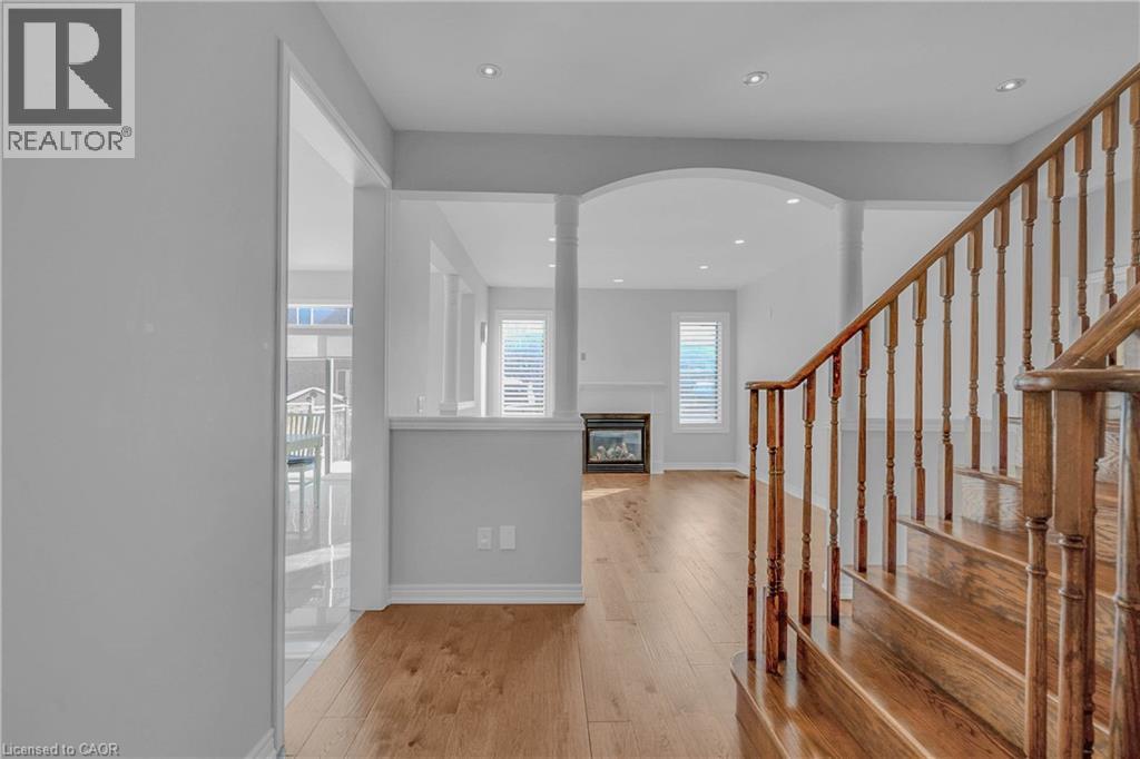 22 Woodhouse Street, Hamilton, Ontario  L9K 0H2 - Photo 6 - 40821329