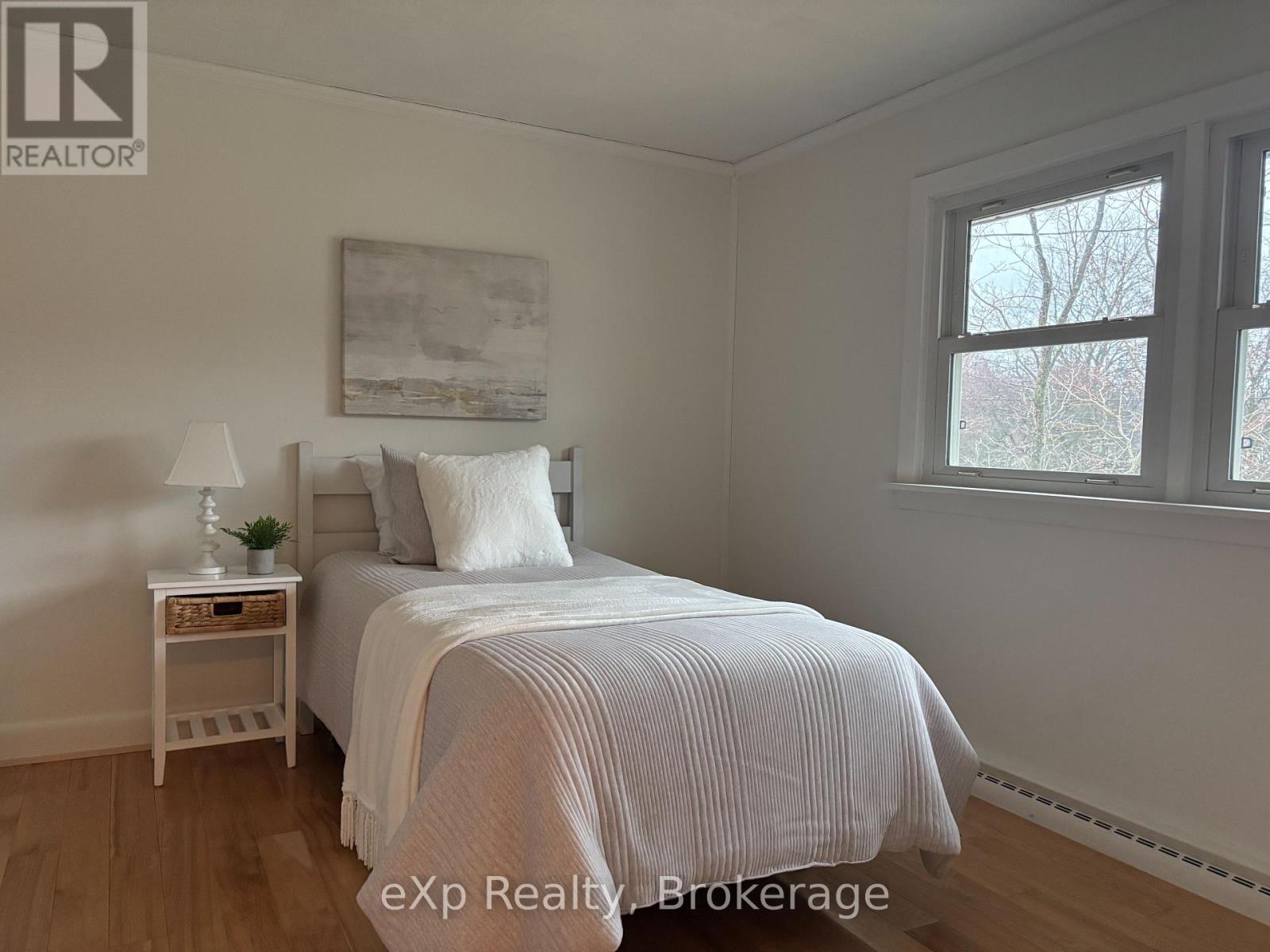 570 7th Street W, Owen Sound, Ontario  N4K 3L6 - Photo 11 - X13005228