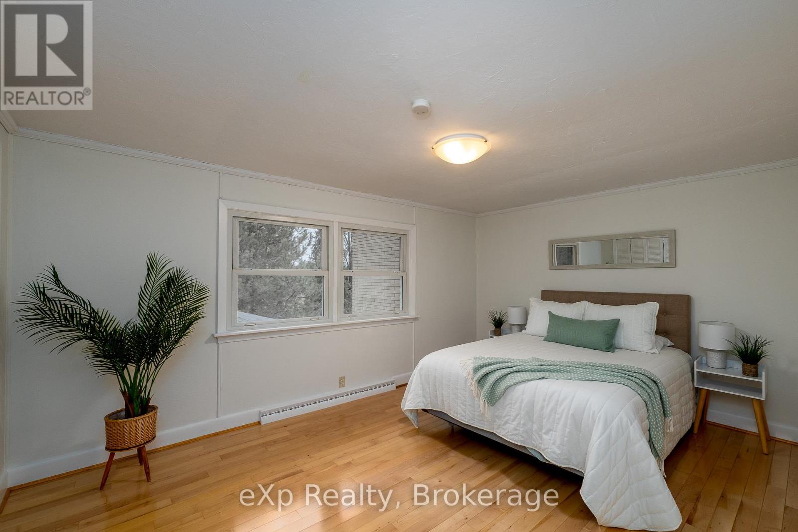 570 7th Street W, Owen Sound, Ontario  N4K 3L6 - Photo 34 - X13005228