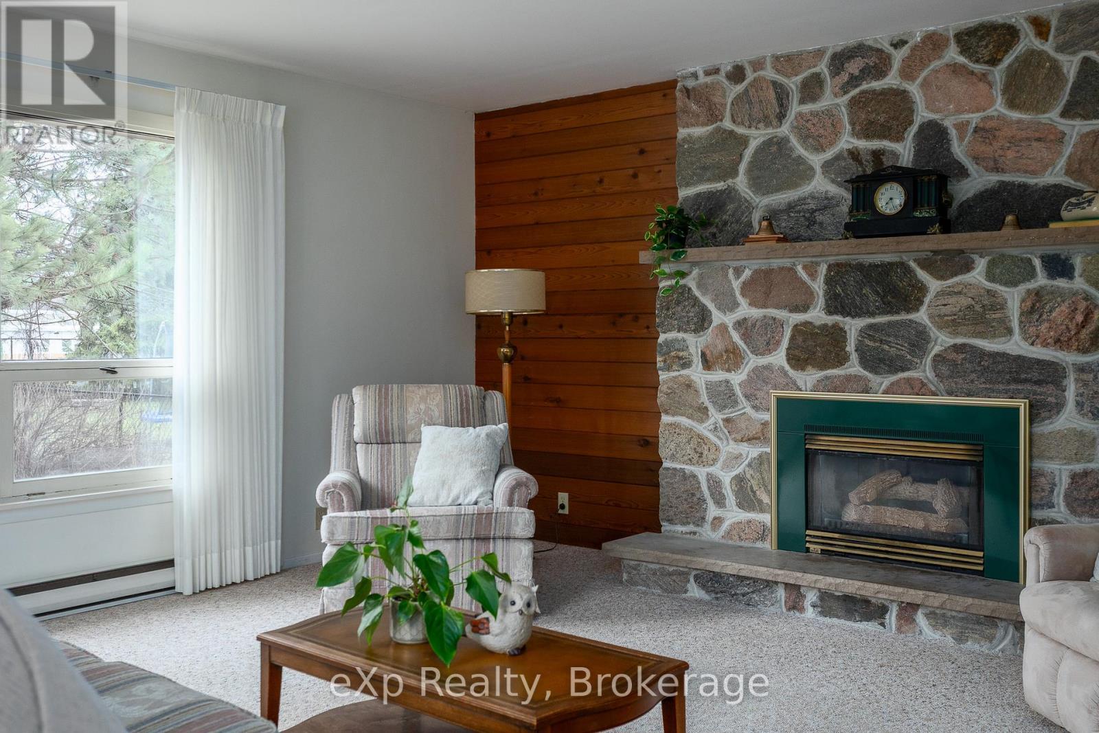 570 7th Street W, Owen Sound, Ontario  N4K 3L6 - Photo 7 - X13005228