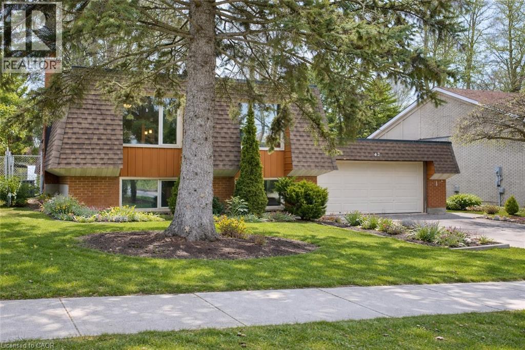 42 Culpepper Drive, Waterloo, Ontario  N2L 5L1 - Photo 3 - 40821391