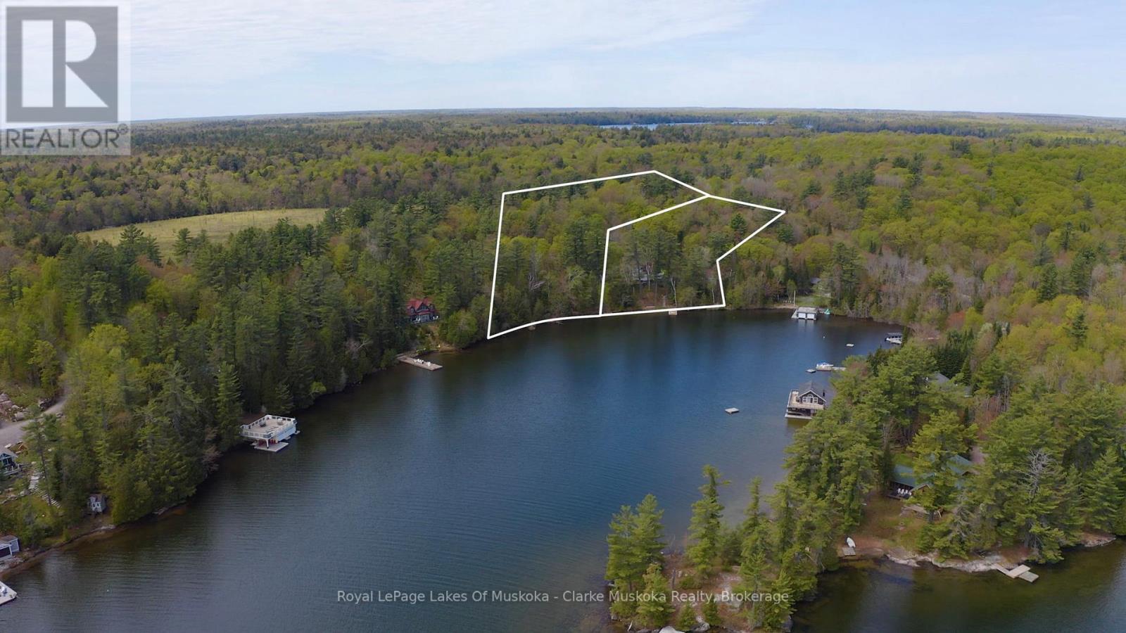 250 & 252 Clear Lake Road, Seguin, Ontario  P2A 2W8 - Photo 2 - X13007248