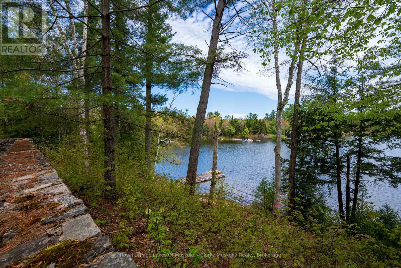 250 & 252 Clear Lake Road, Seguin, Ontario  P2A 2W8 - Photo 4 - X13007248