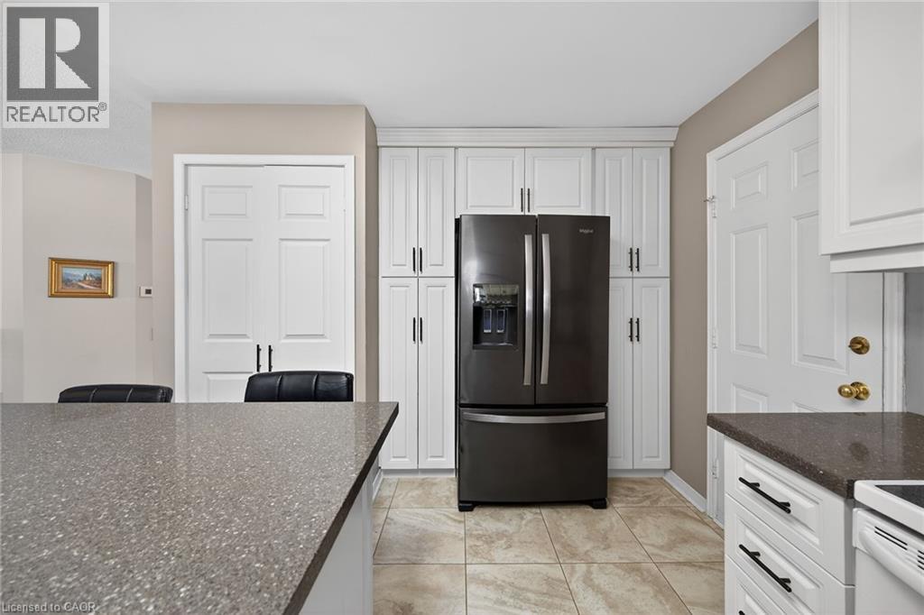 232 Silverbirch Boulevard, Hamilton, Ontario  L0R 1W0 - Photo 10 - 40821535