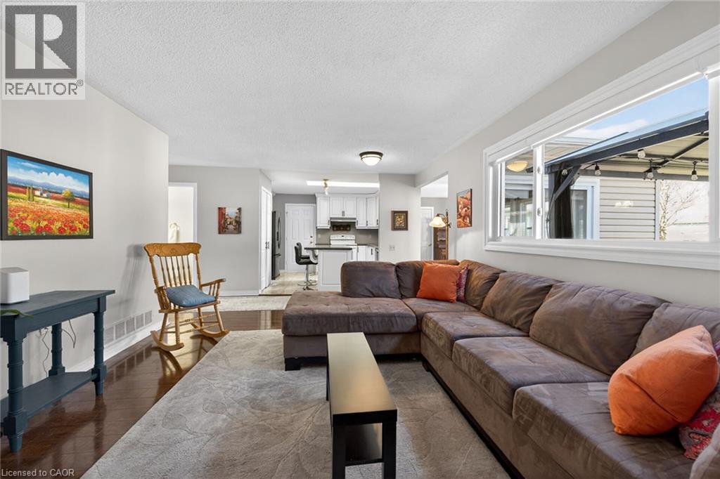 232 Silverbirch Boulevard, Hamilton, Ontario  L0R 1W0 - Photo 7 - 40821535