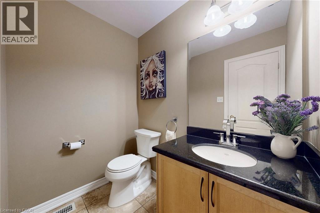 34 Forest Valley Crescent, Dundas, Ontario  L9H 0A7 - Photo 20 - 40821797