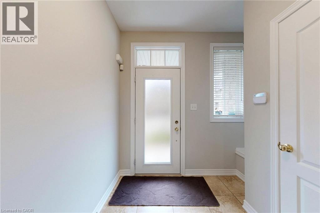 34 Forest Valley Crescent, Dundas, Ontario  L9H 0A7 - Photo 4 - 40821797