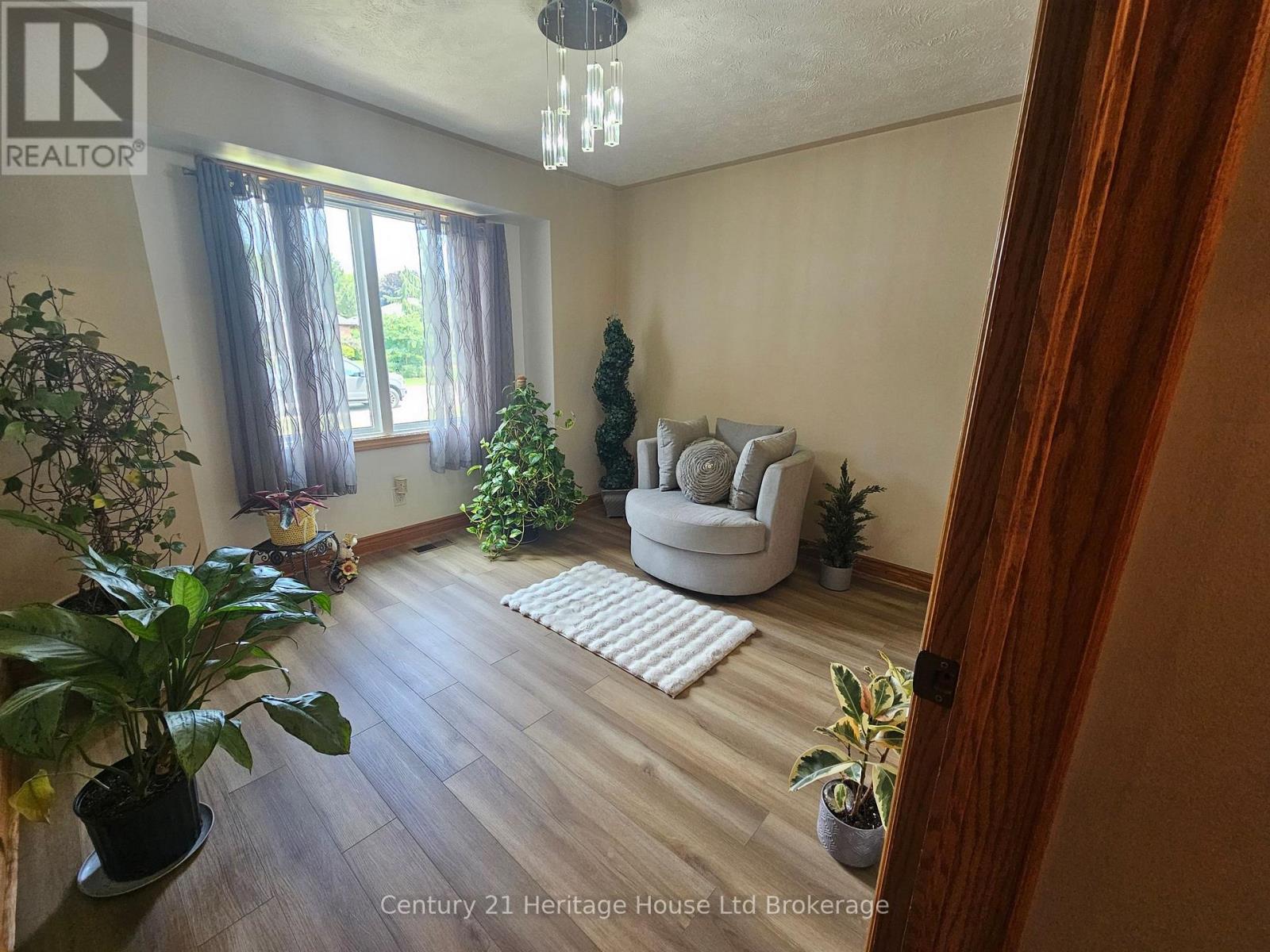 15 Gibson Drive, Tillsonburg, Ontario  N4G 5G4 - Photo 24 - X13012456