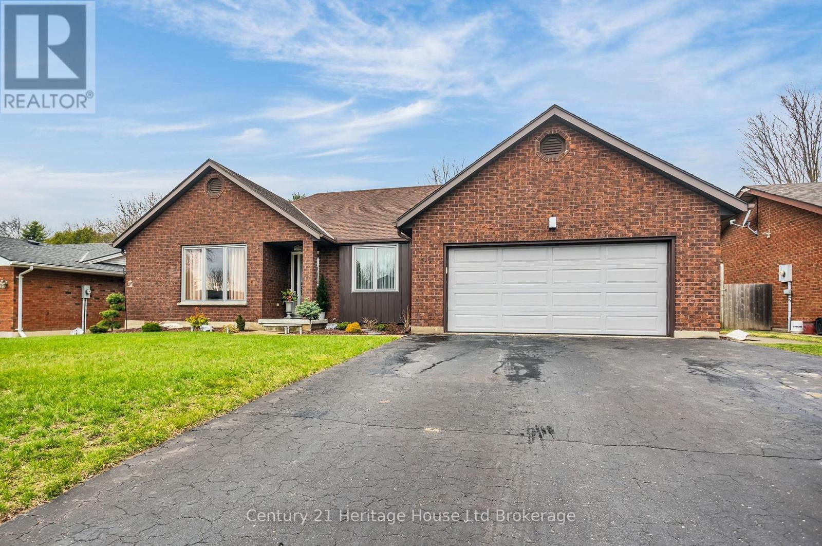 15 Gibson Drive, Tillsonburg, Ontario  N4G 5G4 - Photo 40 - X13012456