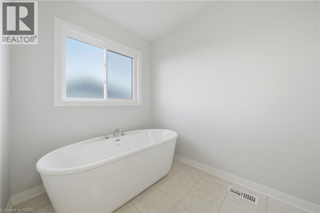 778 Bradford Avenue, Fort Erie, Ontario  L2A 0H3 - Photo 38 - 40821910