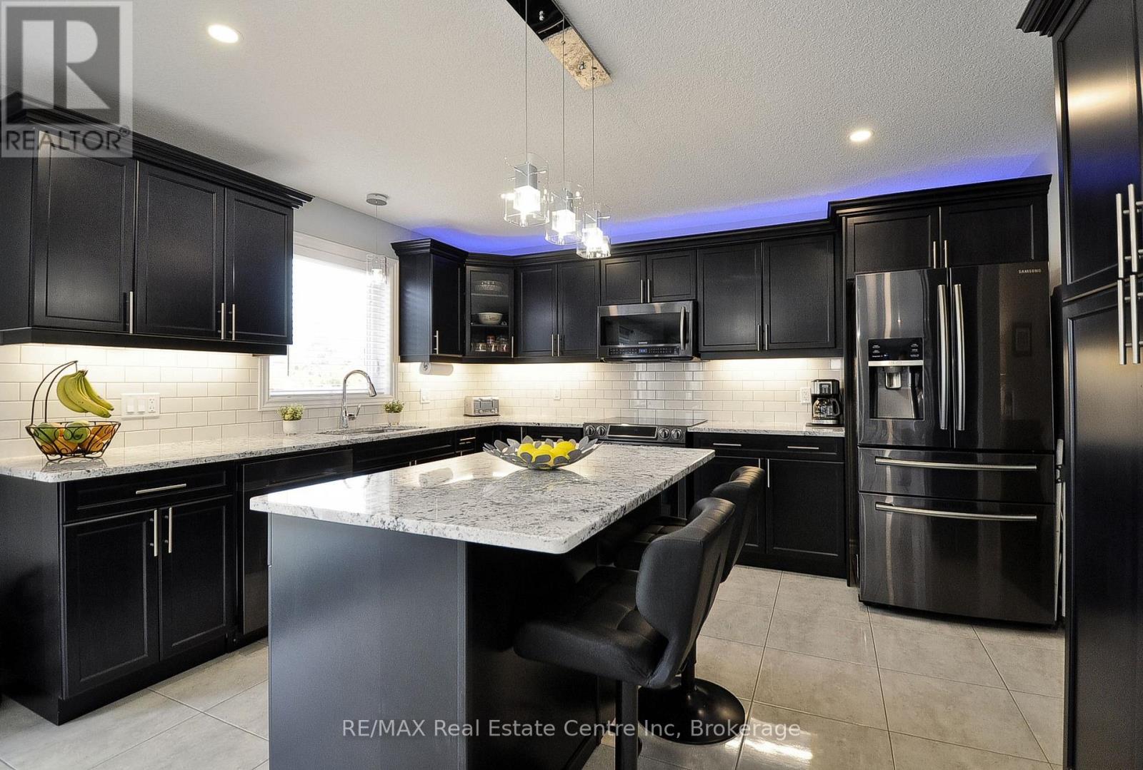82 Curtis Street S, East Zorra-Tavistock, Ontario  N0J 1M0 - Photo 10 - X13013040