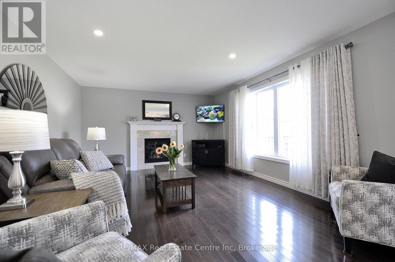 82 Curtis Street S, East Zorra-Tavistock, Ontario  N0J 1M0 - Photo 13 - X13013040