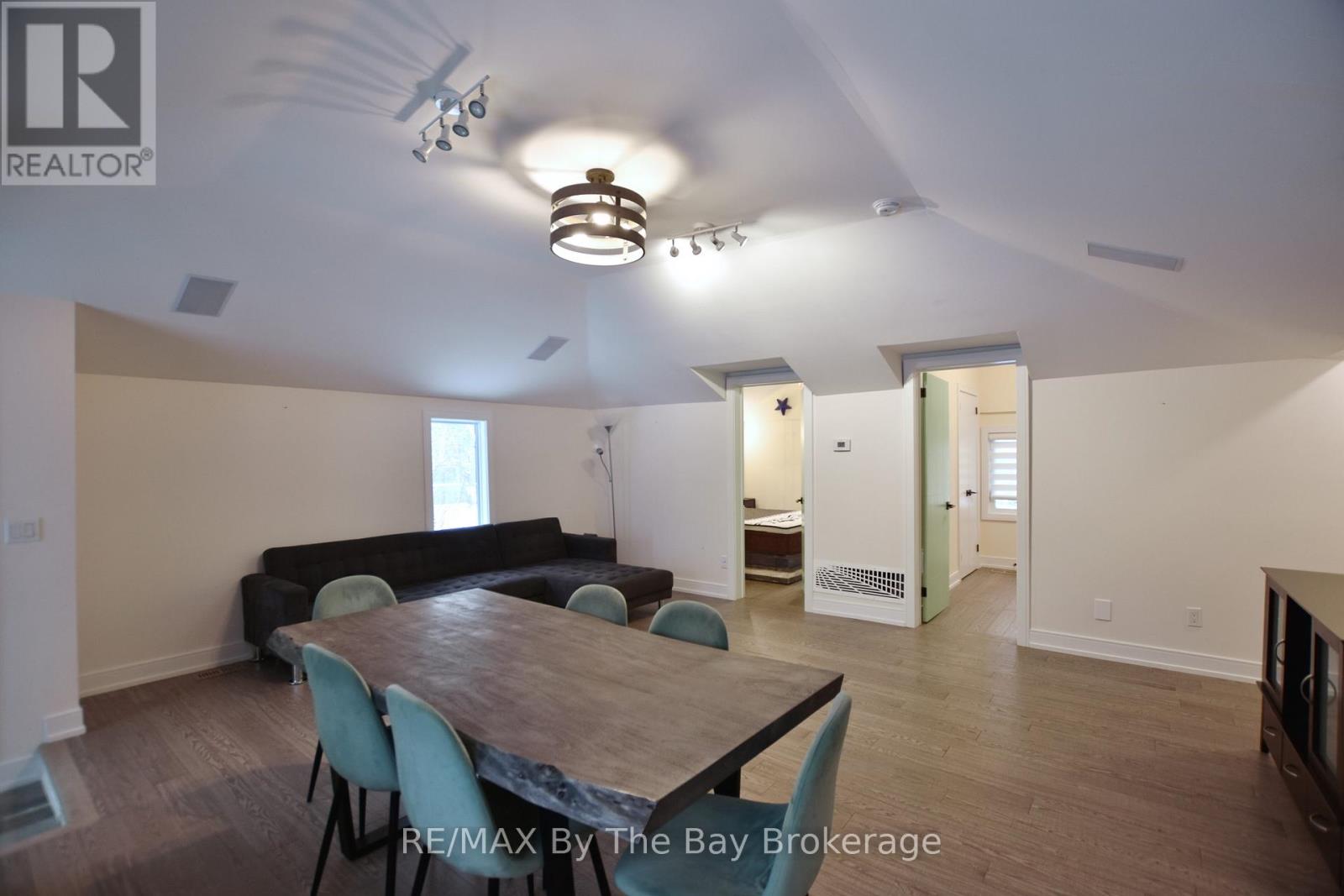 15 61st Street S, Wasaga Beach, Ontario  L9Z 1W1 - Photo 13 - S13013474