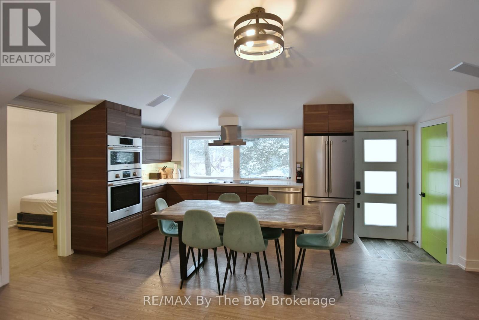 15 61st Street S, Wasaga Beach, Ontario  L9Z 1W1 - Photo 14 - S13013474