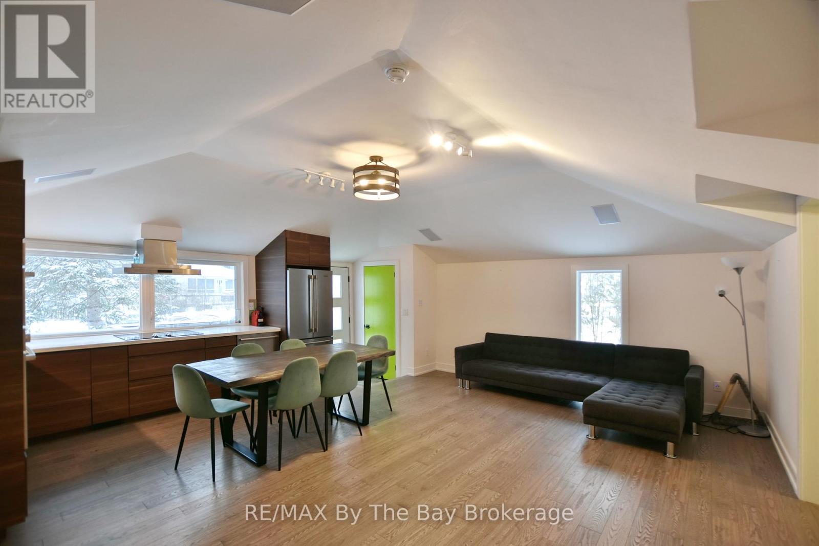15 61st Street S, Wasaga Beach, Ontario  L9Z 1W1 - Photo 16 - S13013474