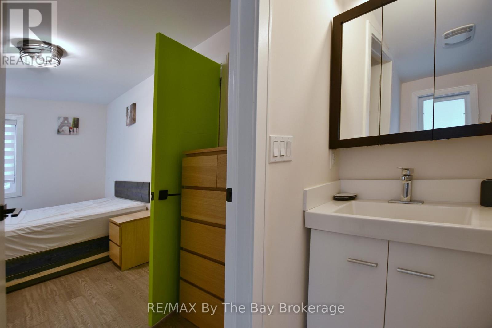 15 61st Street S, Wasaga Beach, Ontario  L9Z 1W1 - Photo 22 - S13013474