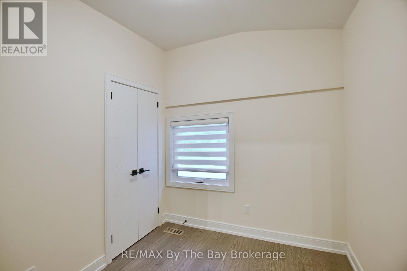 15 61st Street S, Wasaga Beach, Ontario  L9Z 1W1 - Photo 31 - S13013474