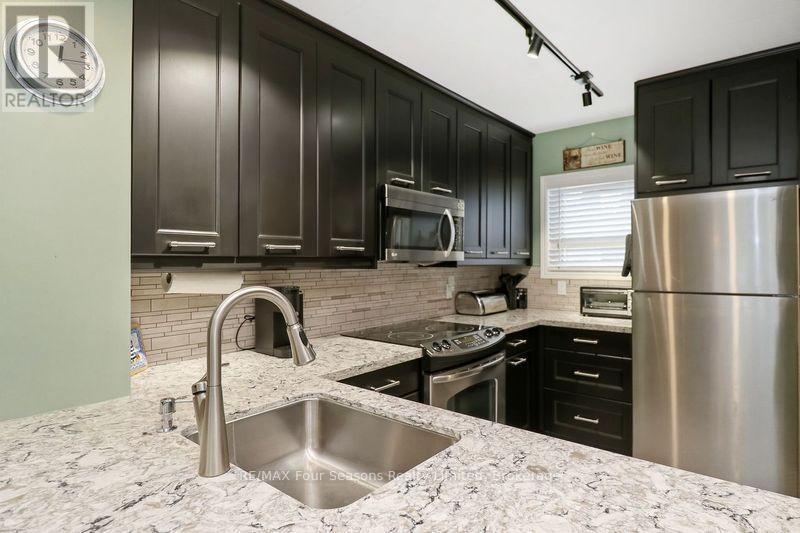 810 Suncrest Circle, Collingwood, Ontario  L9Y 5C7 - Photo 9 - S13013552