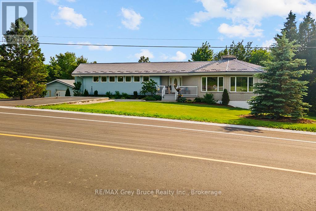 15 Isthmus Bay Road, Northern Bruce Peninsula, Ontario  N0H 1W0 - Photo 3 - X13013570