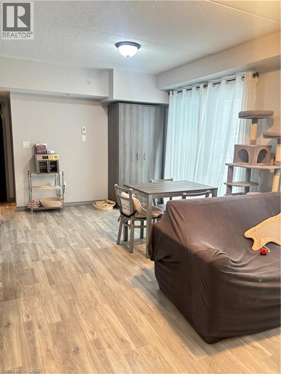 275 Larch Street Unit# H108, Waterloo, Ontario  N2L 3R2 - Photo 6 - 40822027