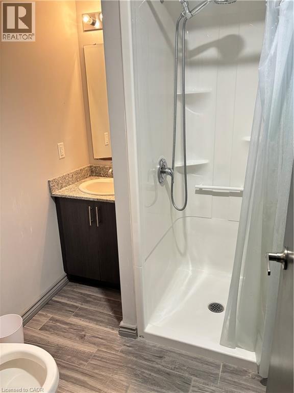 275 Larch Street Unit# H108, Waterloo, Ontario  N2L 3R2 - Photo 8 - 40822027