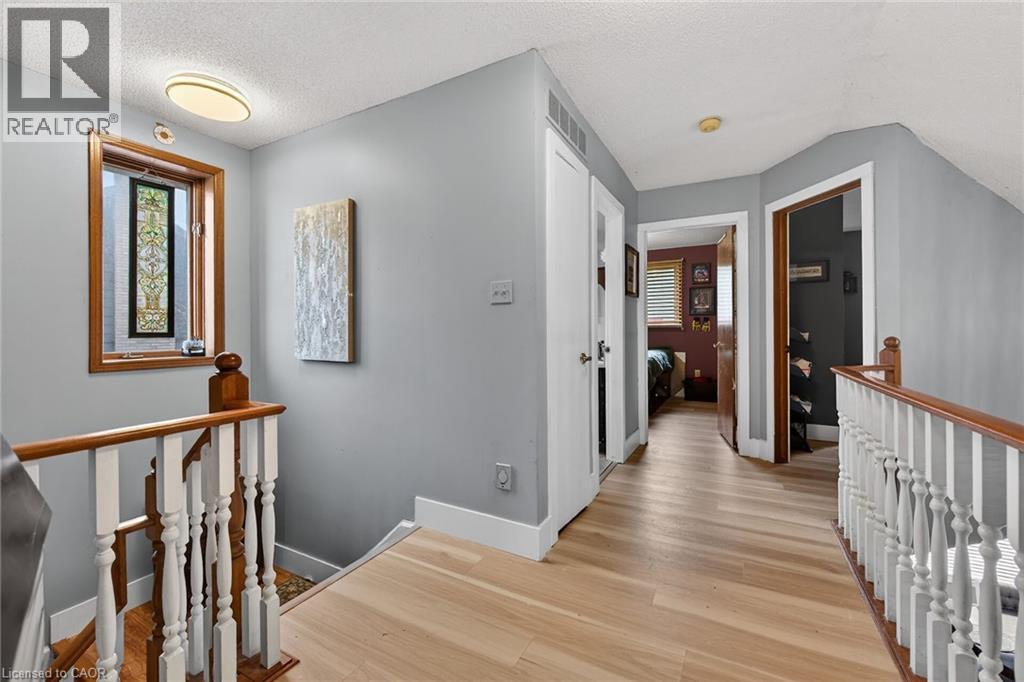 249 Lloyminn Avenue, Ancaster, Ontario  L9G 4C4 - Photo 24 - 40822133