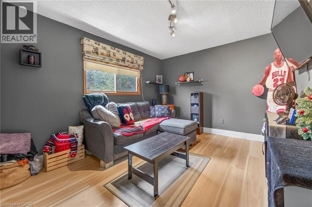 249 Lloyminn Avenue, Ancaster, Ontario  L9G 4C4 - Photo 35 - 40822133