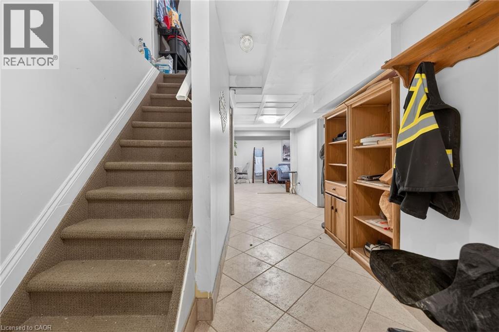 249 Lloyminn Avenue, Ancaster, Ontario  L9G 4C4 - Photo 37 - 40822133
