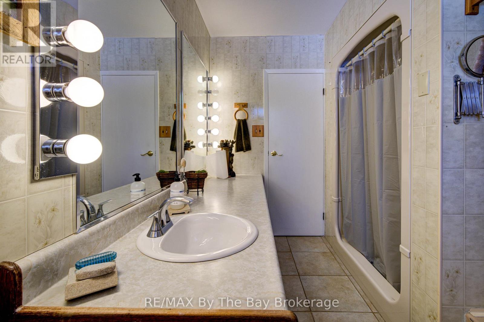 31 Saunders Street, Collingwood, Ontario  L9Y 0G3 - Photo 23 - S13018448