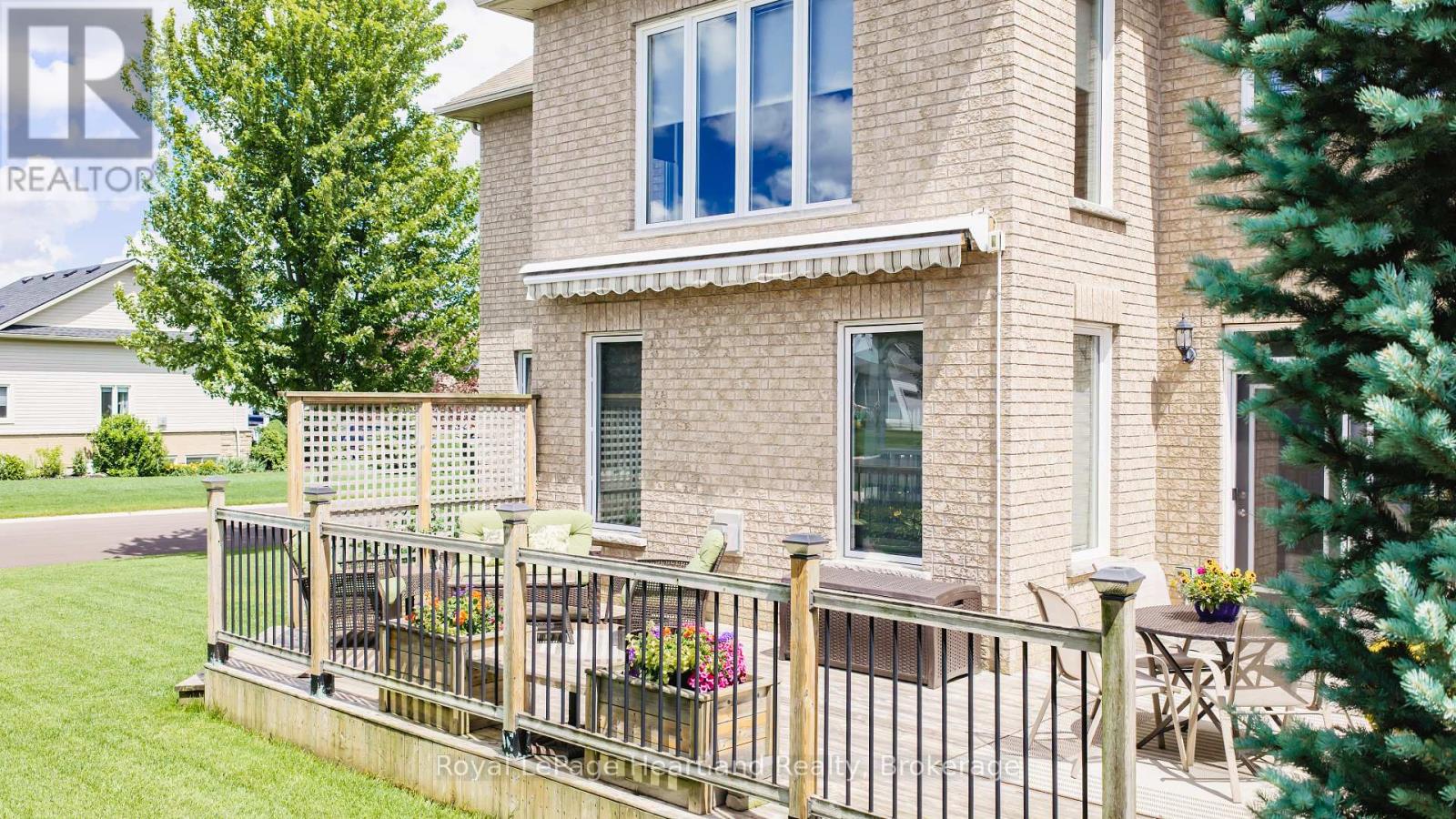 10 Macpherson Avenue, Huron East, Ontario  N0K 1W0 - Photo 49 - X13019076