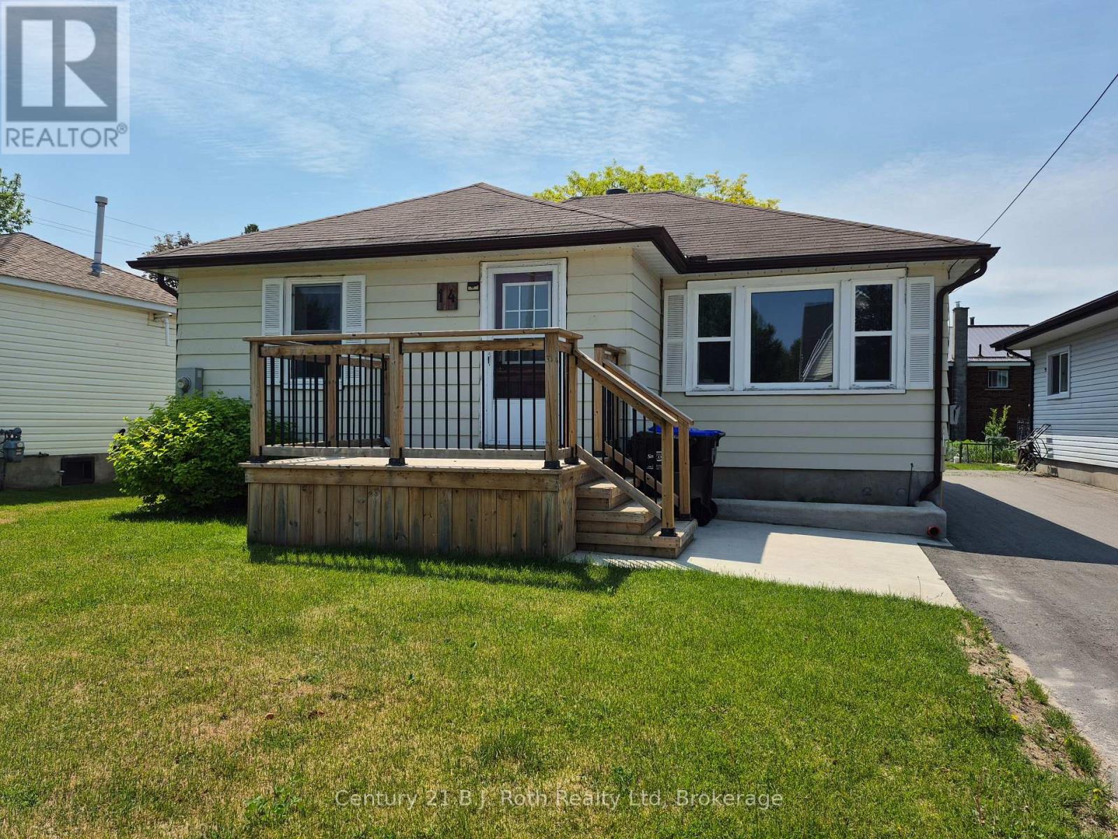 14 Wolfe Street, Penetanguishene, Ontario  L9M 1B9 - Photo 42 - S13020104