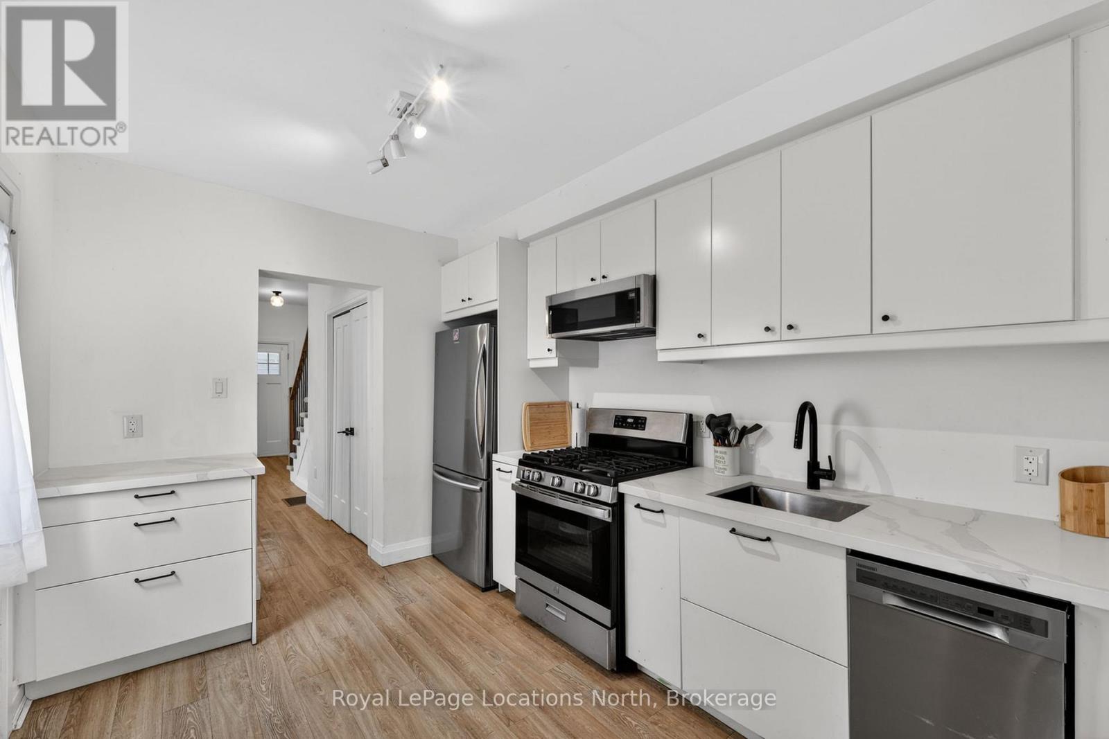363-361 Cedar Street, Collingwood, Ontario  L9Y 3B2 - Photo 10 - S13022374