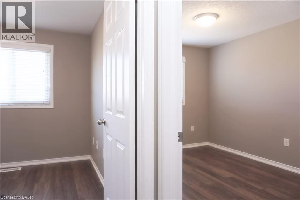 40 Madeleine Street, Kitchener, Ontario  N2R 1V4 - Photo 13 - 40822627