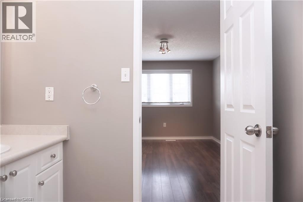 40 Madeleine Street, Kitchener, Ontario  N2R 1V4 - Photo 18 - 40822627