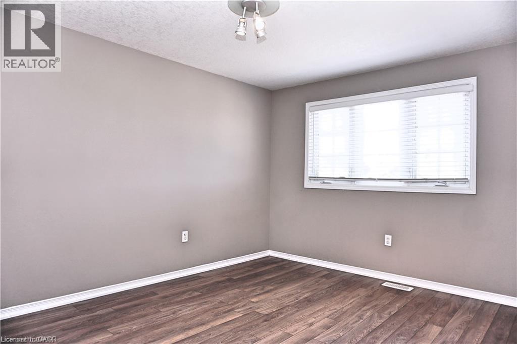 40 Madeleine Street, Kitchener, Ontario  N2R 1V4 - Photo 24 - 40822627