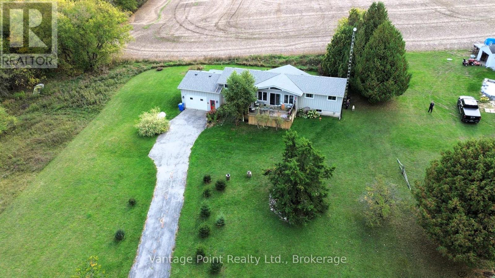 474828 Townsend Lake Road, West Grey, Ontario  N0C 1H0 - Photo 2 - X13026718