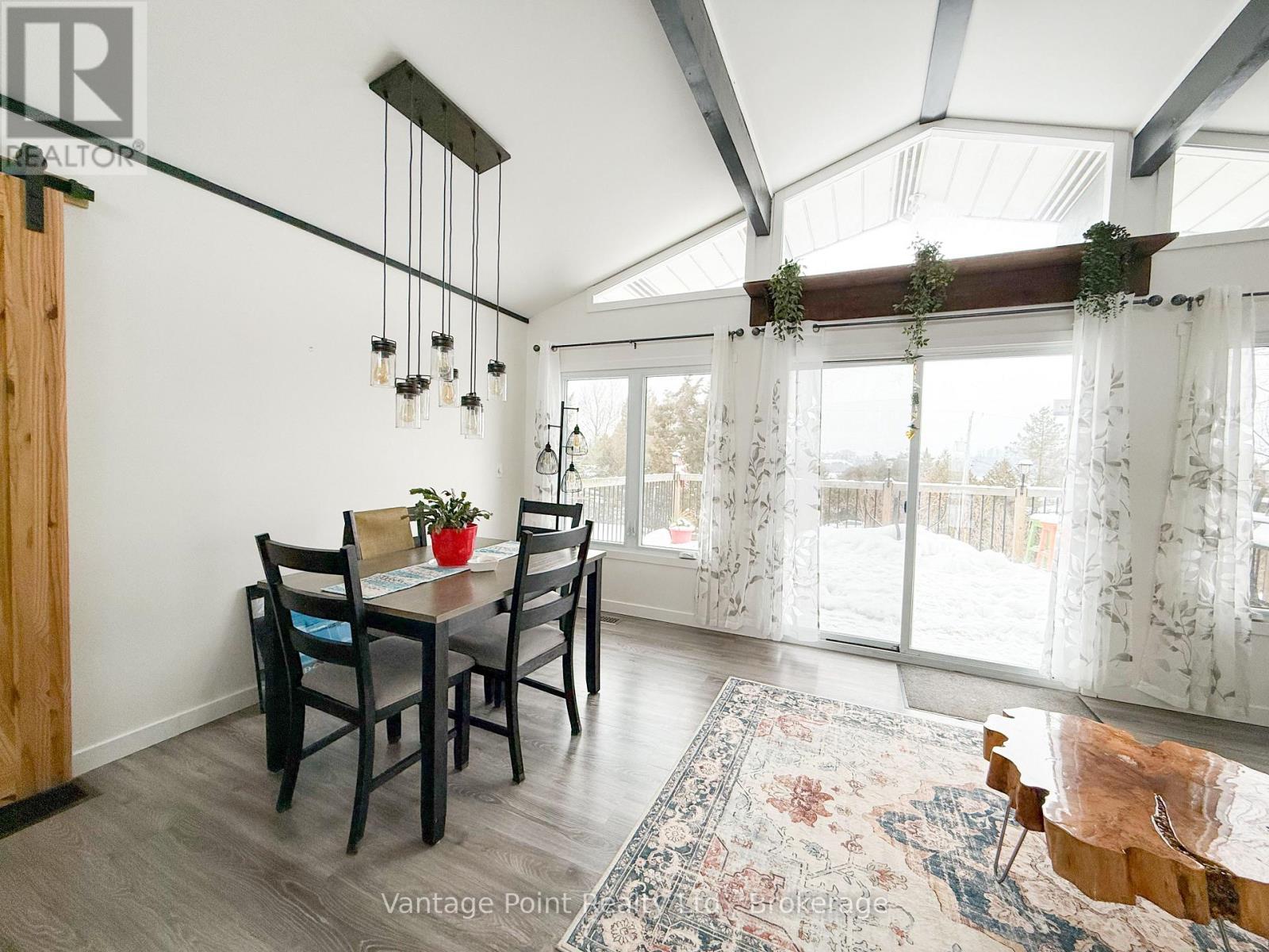 474828 Townsend Lake Road, West Grey, Ontario  N0C 1H0 - Photo 8 - X13026718