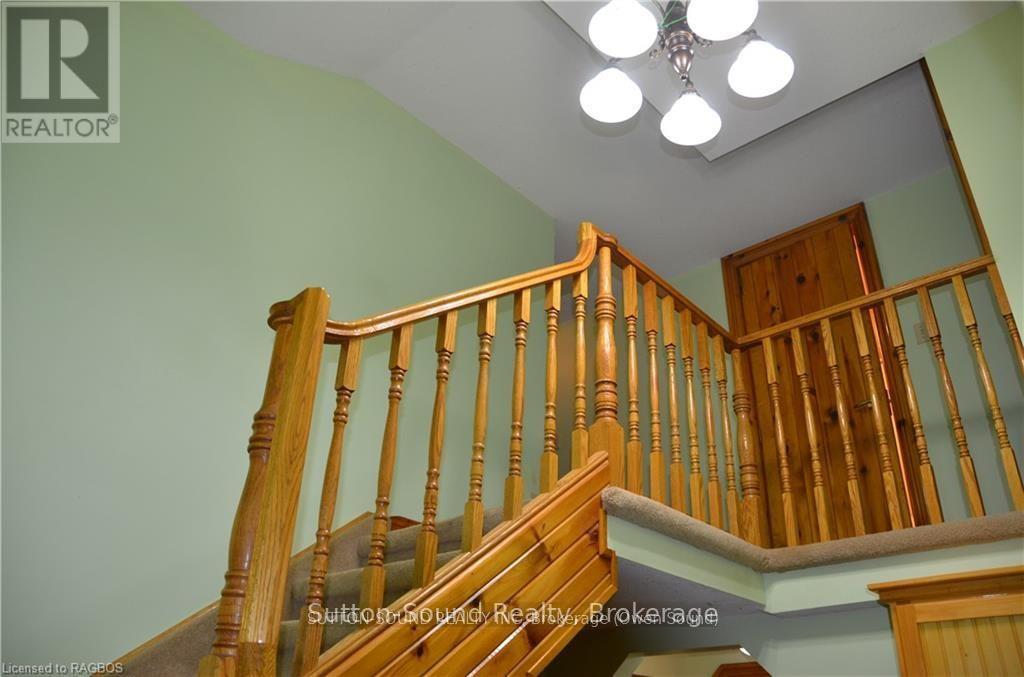 402432 Grey Road 4, West Grey, Ontario  N0H 1R0 - Photo 11 - X13031334