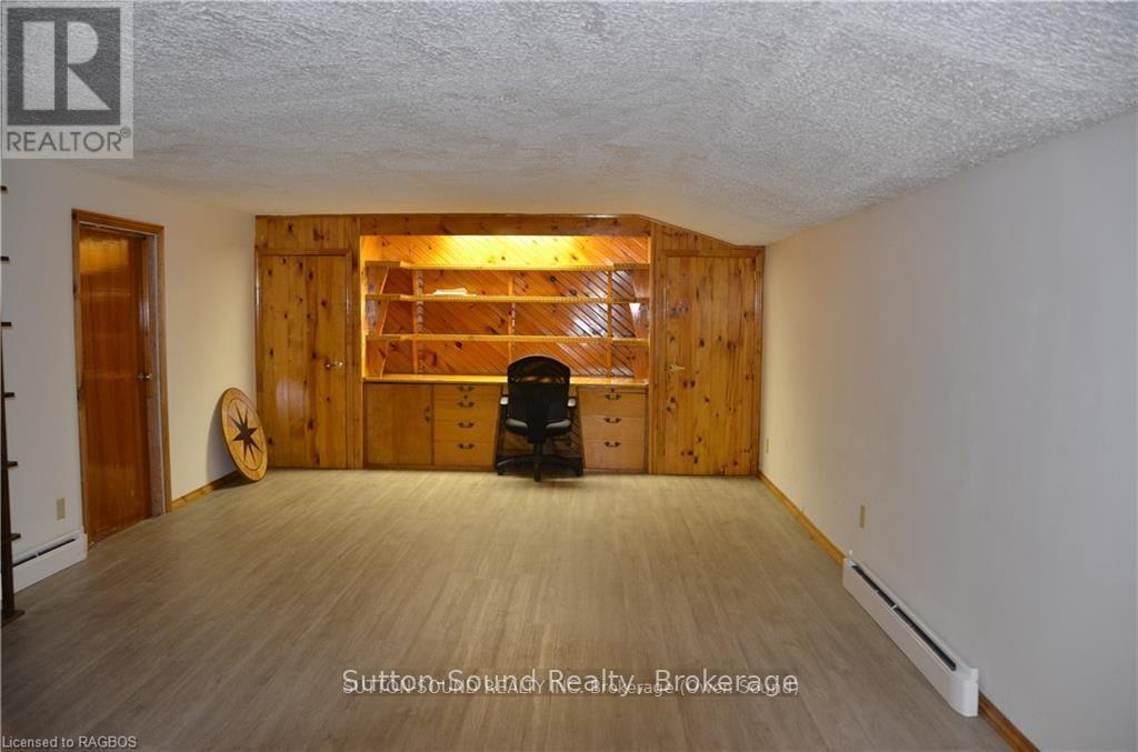 402432 Grey Road 4, West Grey, Ontario  N0H 1R0 - Photo 12 - X13031334