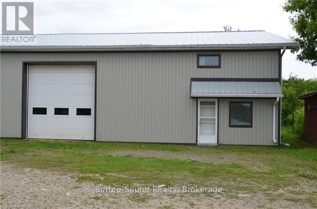 402432 Grey Road 4, West Grey, Ontario  N0H 1R0 - Photo 2 - X13031334