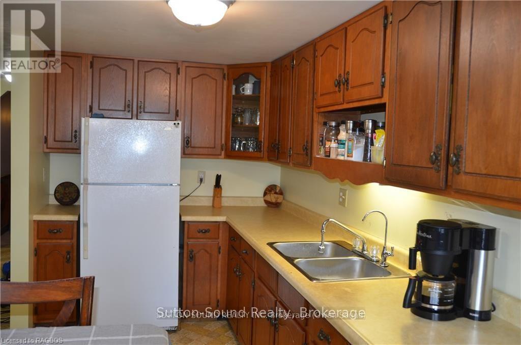 402432 Grey Road 4, West Grey, Ontario  N0H 1R0 - Photo 5 - X13031334