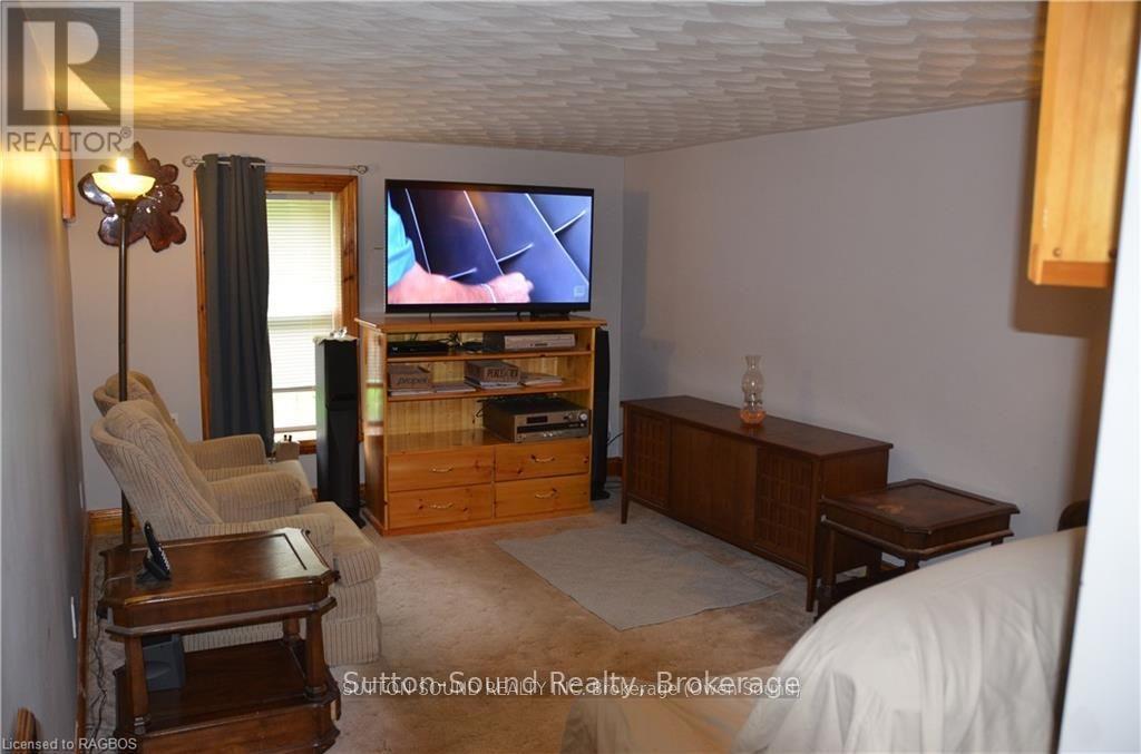 402432 Grey Road 4, West Grey, Ontario  N0H 1R0 - Photo 7 - X13031334