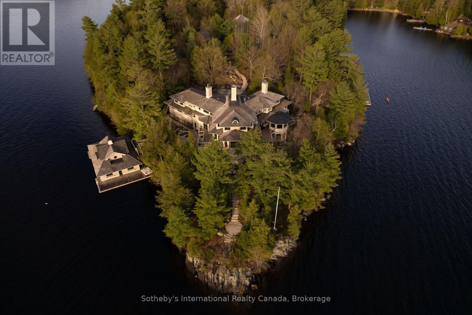 Point Cottage - 1250 Waldmere Road, Bracebridge, Ontario  P1L 1W8 - Photo 41 - X13032024