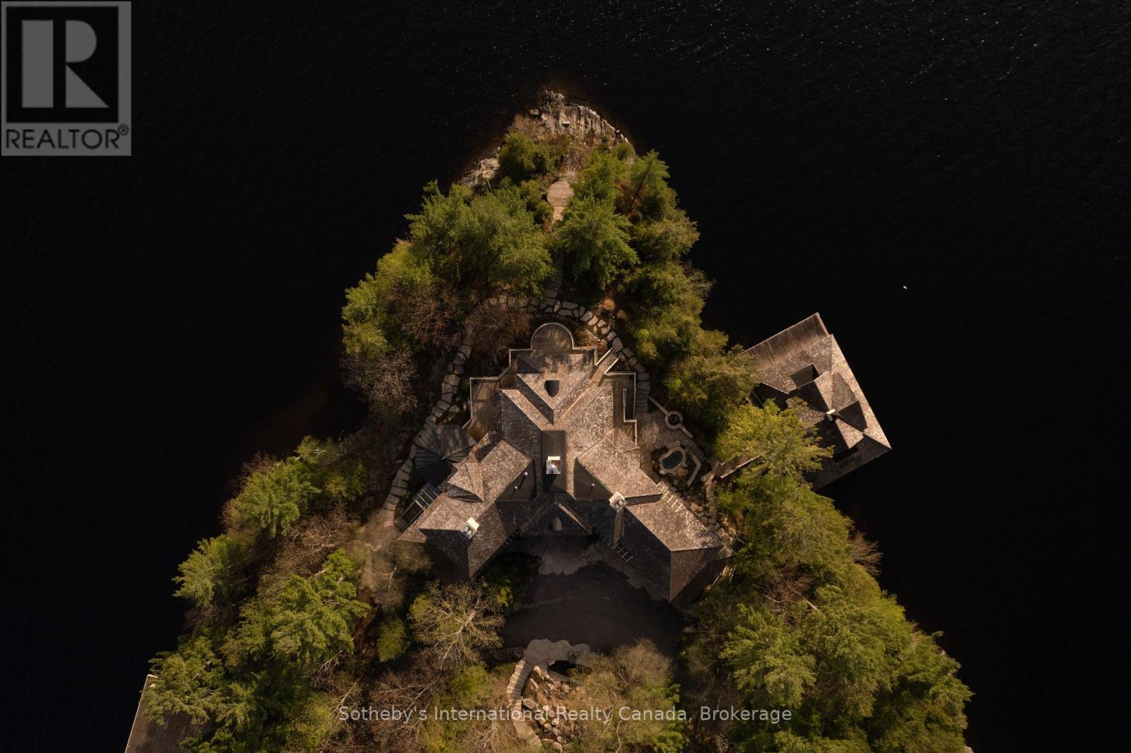 Point Cottage - 1250 Waldmere Road, Bracebridge, Ontario  P1L 1W8 - Photo 43 - X13032024