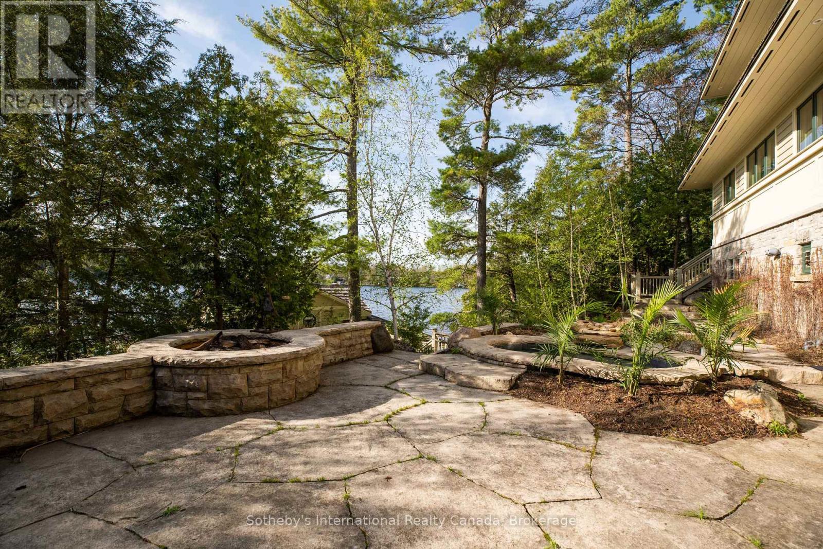 Point Cottage - 1250 Waldmere Road, Bracebridge, Ontario  P1L 1W8 - Photo 45 - X13032024